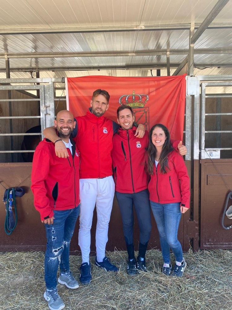 Tres concursantes navarros en el Campeonato de Espa&ntilde;a Caballos Jovenes.